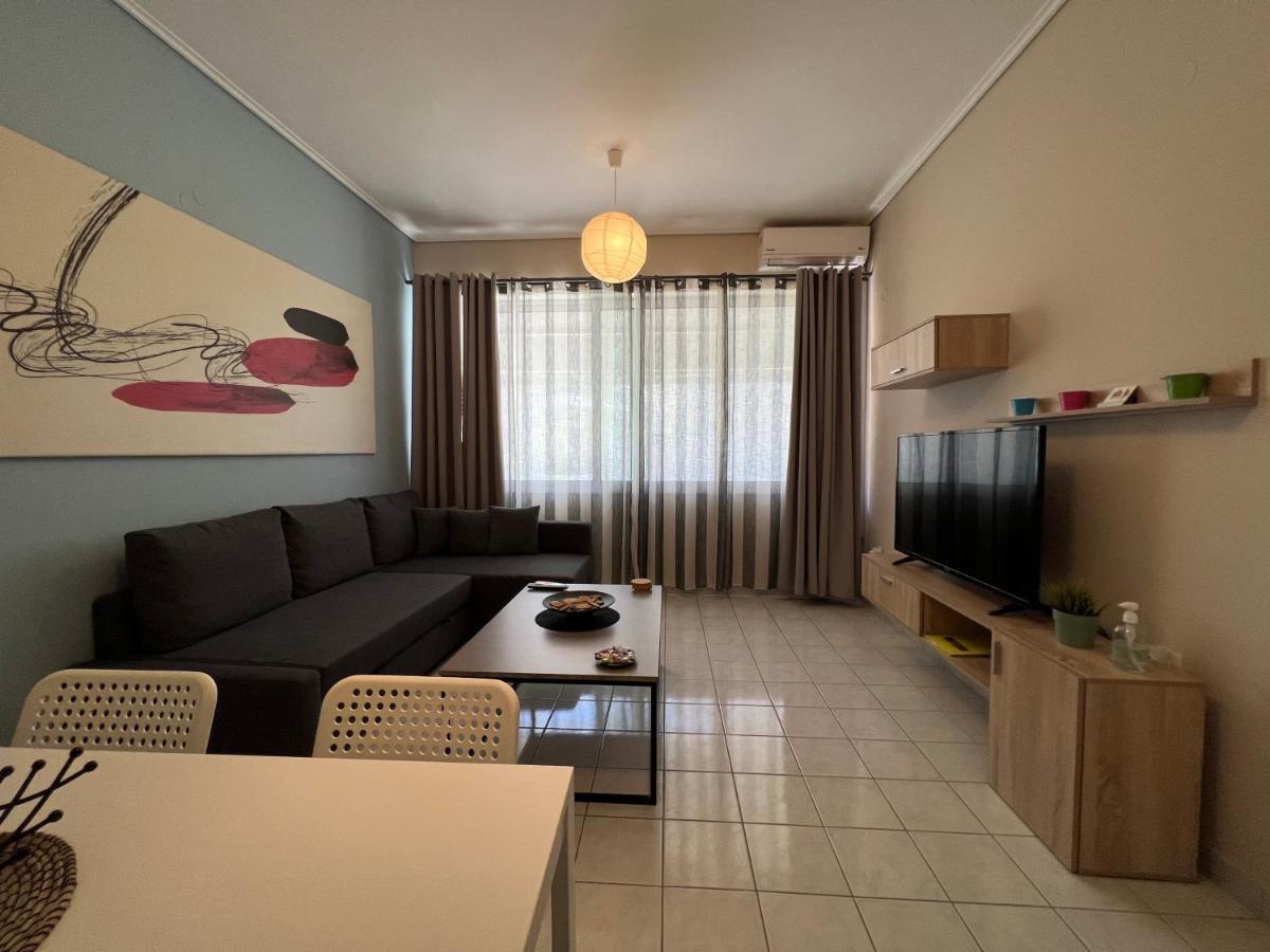 House 2 * Kalamata